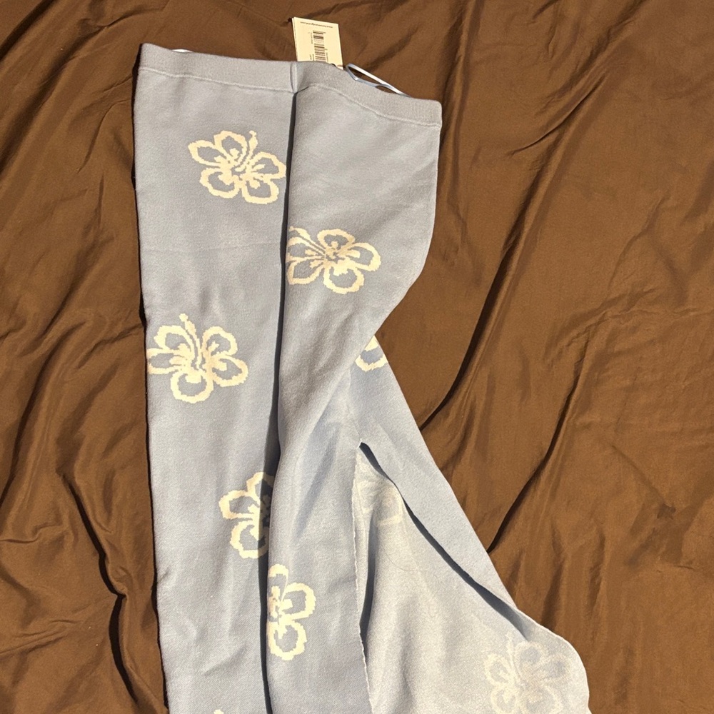 Hansen & Gratel Blue and White Floral Midi Skirt